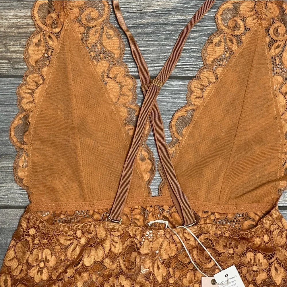 NWT $78 Free People X HAH Comin in Haht Lace Bodysuit Top Size XS Brown Sugar